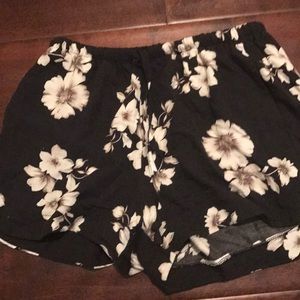Brandy Melville floral shorts